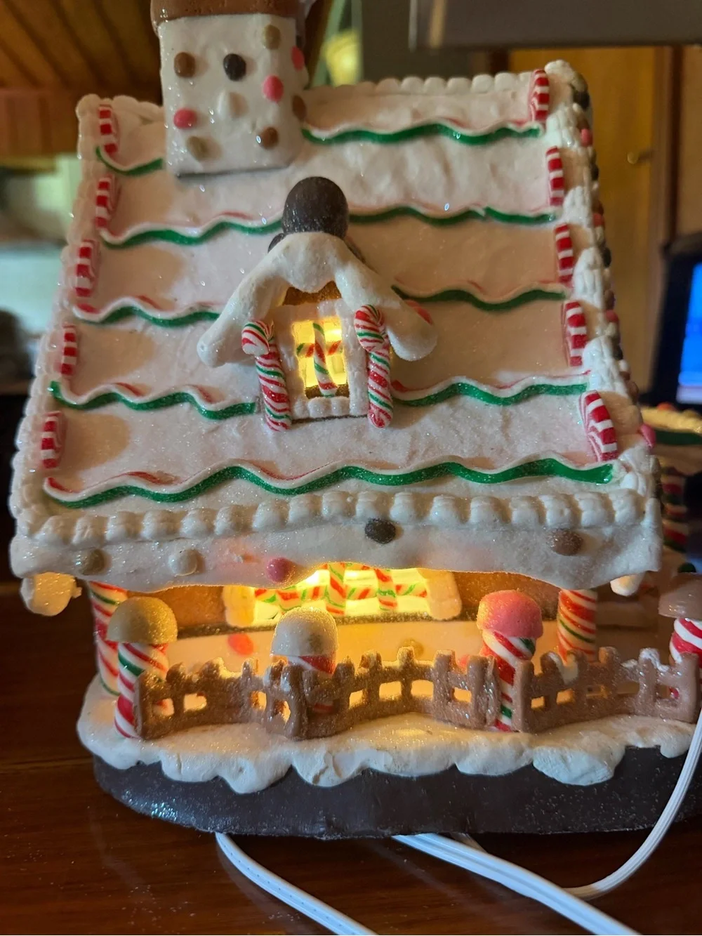 Kurt Adler Lighted Gingerbread Cottage in White, Red, Green